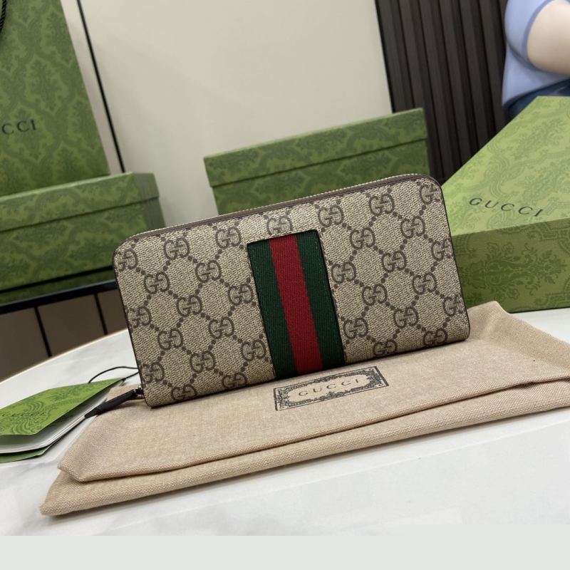 G*u*i wallets & purse
